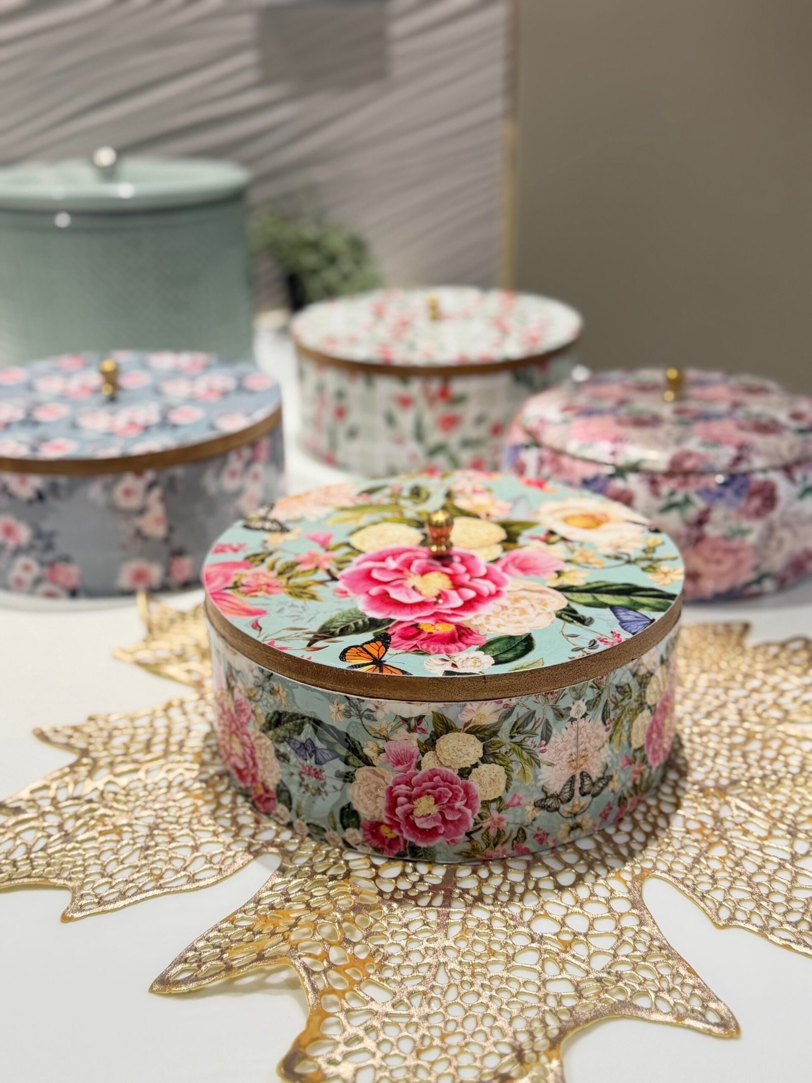Vintage Garden Wooden Roti Box